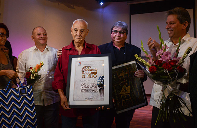 Carlos Rafael Fernández Remudo, conocido en el mundo artístico radiofónico como Carlos Más // Foto Radio Cubana