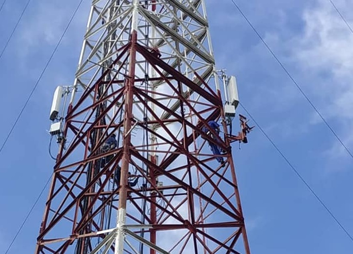 Torre de televisión en Manzanillo // Foto Perfil Facebook ETECSA Granma