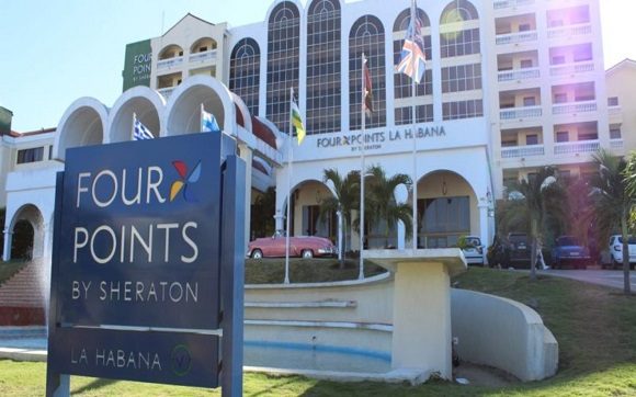 Gobierno estadounidense decidió no renovar la licencia y con esto se cierra un pasaje de acercamiento comercial promovido por Barack Obama.// Foto: El Periódico.