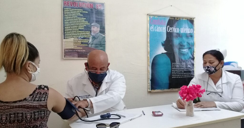 El Dr. César es fundador del Contingente Internacional y un apasionado por la medicina //Foto Eliexer Pelaez Pacheco