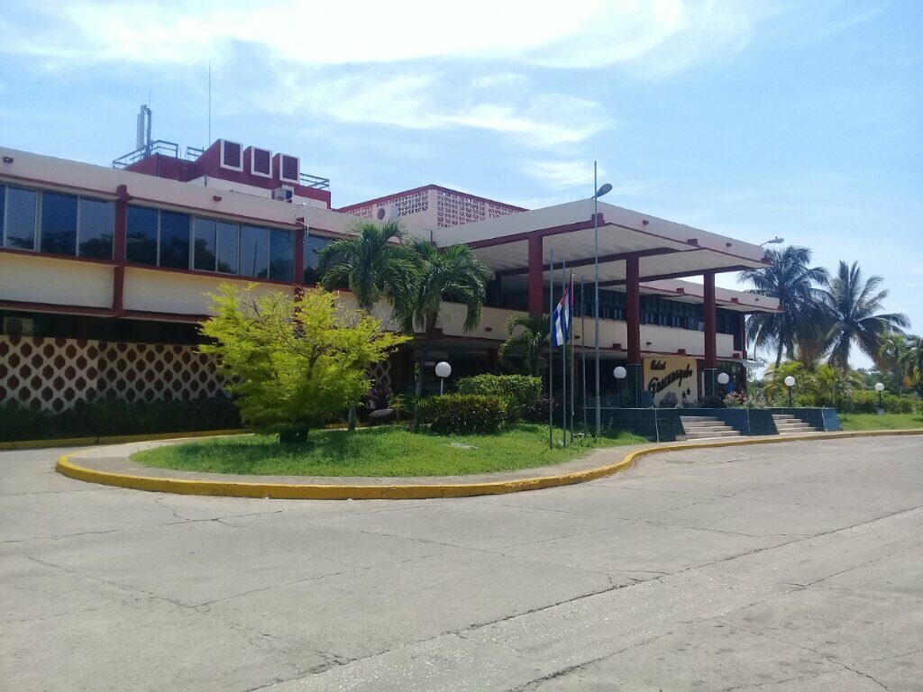 Hotel Guacanayabo, una opción para no despreciar./Foto Lilian Salvat Romero 