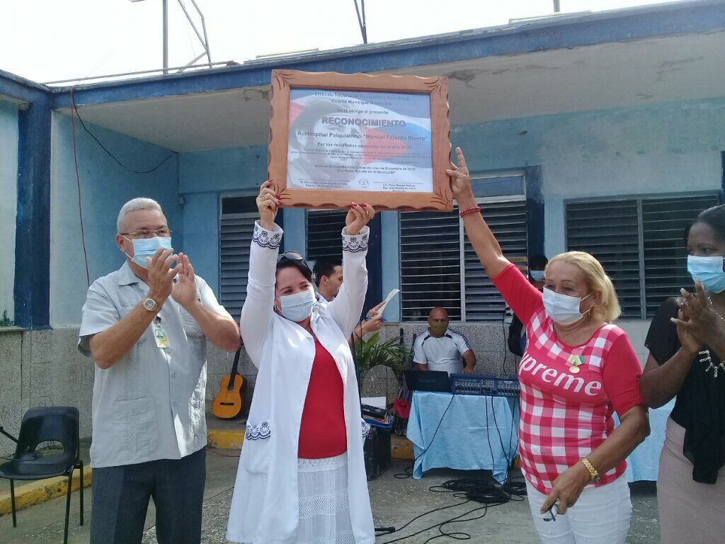 Hospital Psiquiátrico Manuel Fajardo Rivero recibe reconocimiento por la calidad de sus servicios// Foto Denia Fleitas Rosales