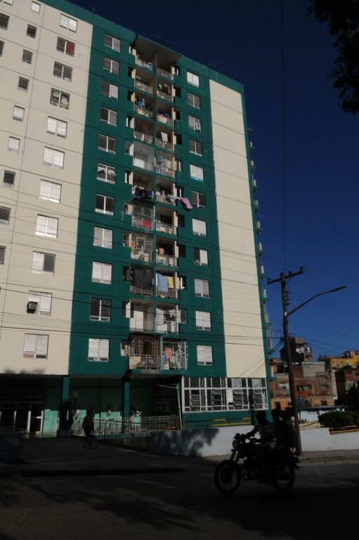  Se pueden hacer modificaciones en la vivienda siempre que se tenga un coeficiente de ocupación del suelo que se lo permita y que lo que se pretende ejecutar no viole regulaciones. Foto: Juvenal Balán 