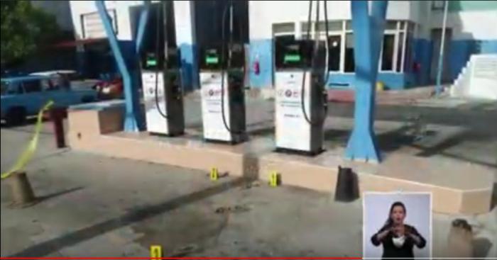 Un coctel molotov fue lanzado contra las bombas de combustible del servicentro ubicado en Calzada de Ayestarán y calle Pedro Pérez, en el municipio del Cerro. Foto: captura de la televisión