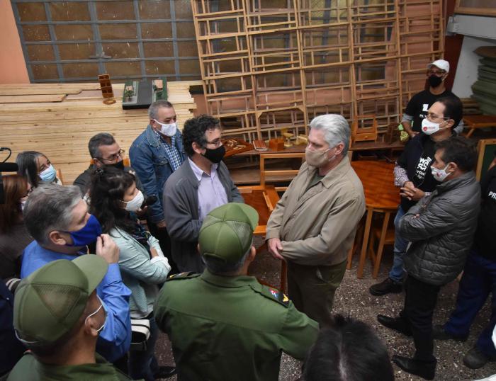 Entre las acciones del Gobierno, se desarrollaron visitas gubernamentales a lo largo y ancho del país. Foto: Estudios Revolución