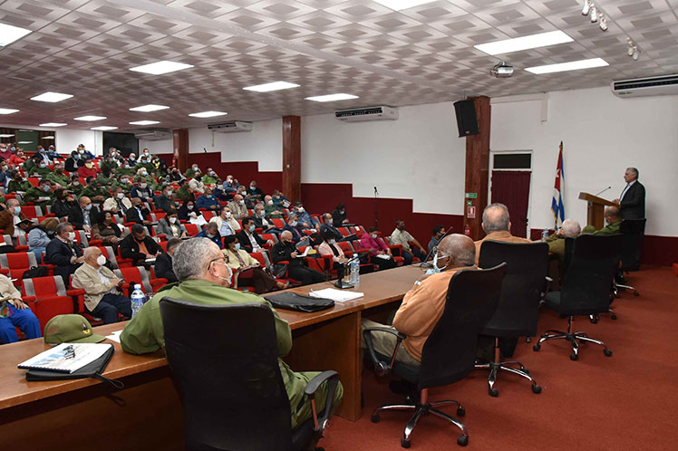 Foto Estudios Revolución