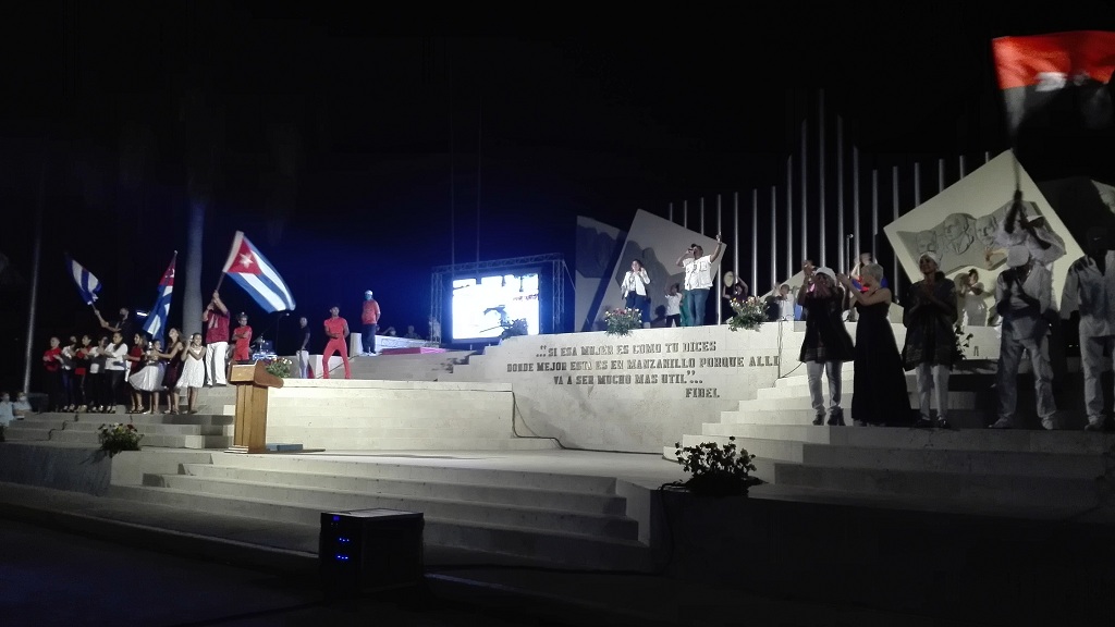 Celebran en Manzanillo acto provincial por el aniversario 62 de la Revolución Cubana // Foto Marlene Herrera