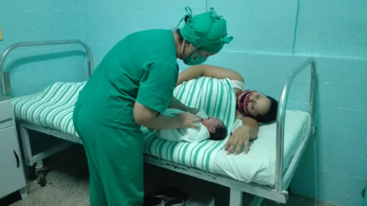 Bajar la tasa de mortalidad infantil por debajo de tres, es el principal reto de los trabajadores del hospital manzanillero