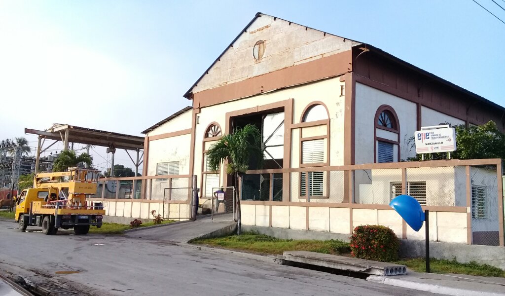 Taller de transformadores de Manzanillo, único de su tipo en el oriente de Cuba //Foto Eliexer Pelaez Pacheco 