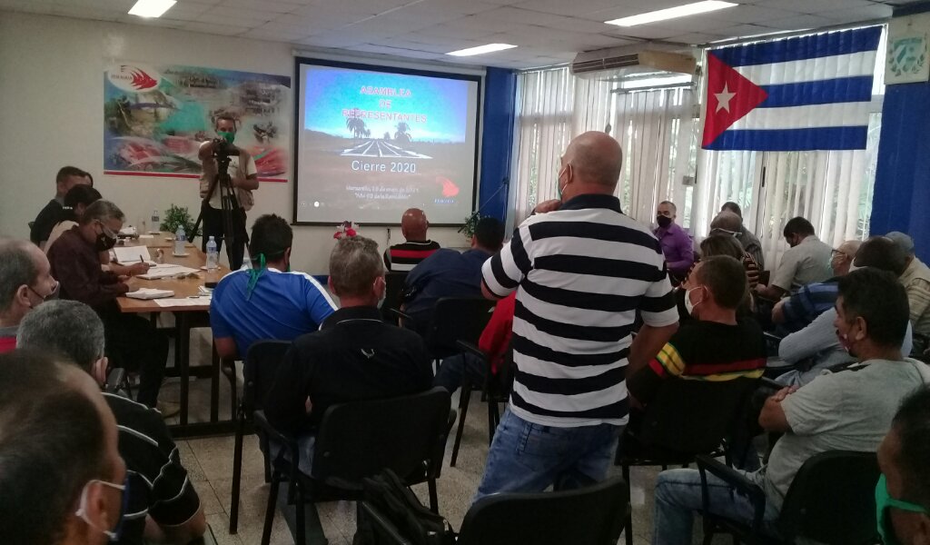 Los trabajadores de Pescagran realizaron el balance del año 2020 //Foto Eliexer Pelaez Pacheco