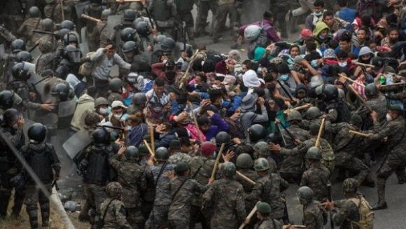 Los migrantes refieren huir de la pobreza y el hambre que impera en su país. Foto: EFE