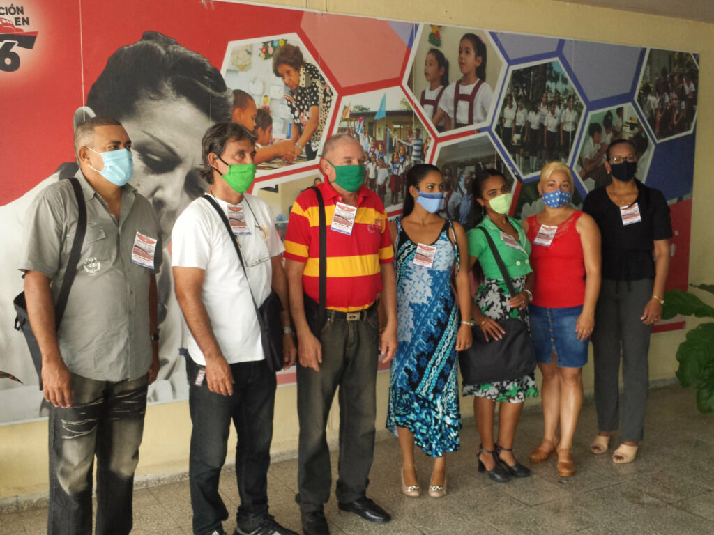 Delegados que participan en el Evento Internacional Oline «Pedagogía 2021” desde la Escuela Pedagógica Celia Sánchez Manduley de Manzanillo Granma // Foto tomada del perfil de la Escuela Pedagógica Celia Sánchez Manduley