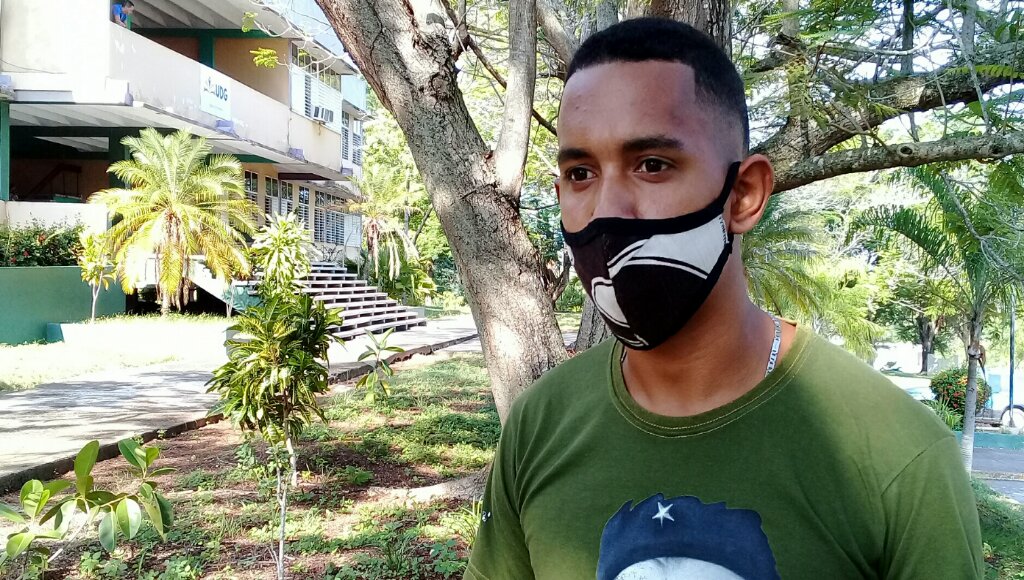 Roberto González Pérez es uno de los Jóvenes por la vida que tiene Manzanillo //Foto Eliexer Pelaez Pacheco