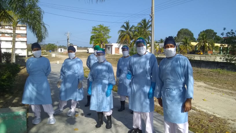 Los trabajadores de la salud se mantienen en la primera línea de combate frente a la COVID-19 defendiendo sus ideales //Foto cortesía del entrevistado