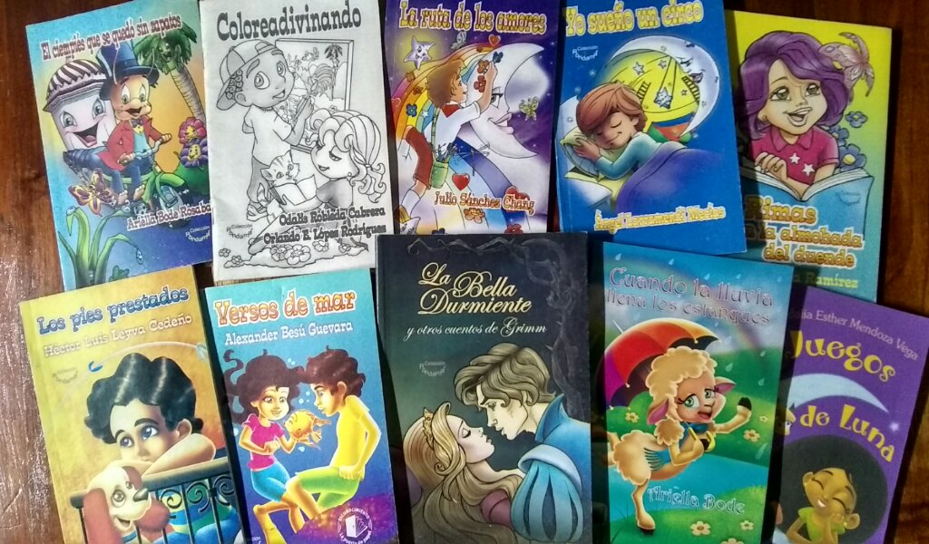Manzanillo cuenta con la colección Rondamar del sello editorial Orto para la literatura infanto-juvenil. La imagen muestra todas las obras creadas por el joven ilustrador Yuri Baldoquín Súarez //Foto cortesía de Yuri Baldoquín Súarez