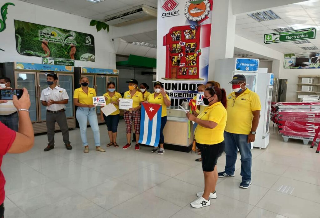 Celebración del Día del Proletariado Mundial en el Complejo Guacanayabo Manzanillo de la Corporación CIMEX //Foto cortesía de Zucel Grant
