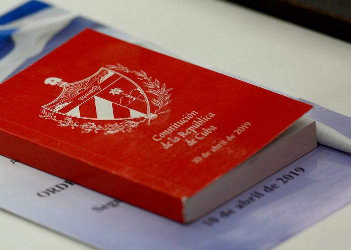 La Constitución de 2019 tiene suficientes medios para enfrentar cualquier tipo de agresión o actividad subversiva contra el Estado cubano. Foto: Abel Rojas