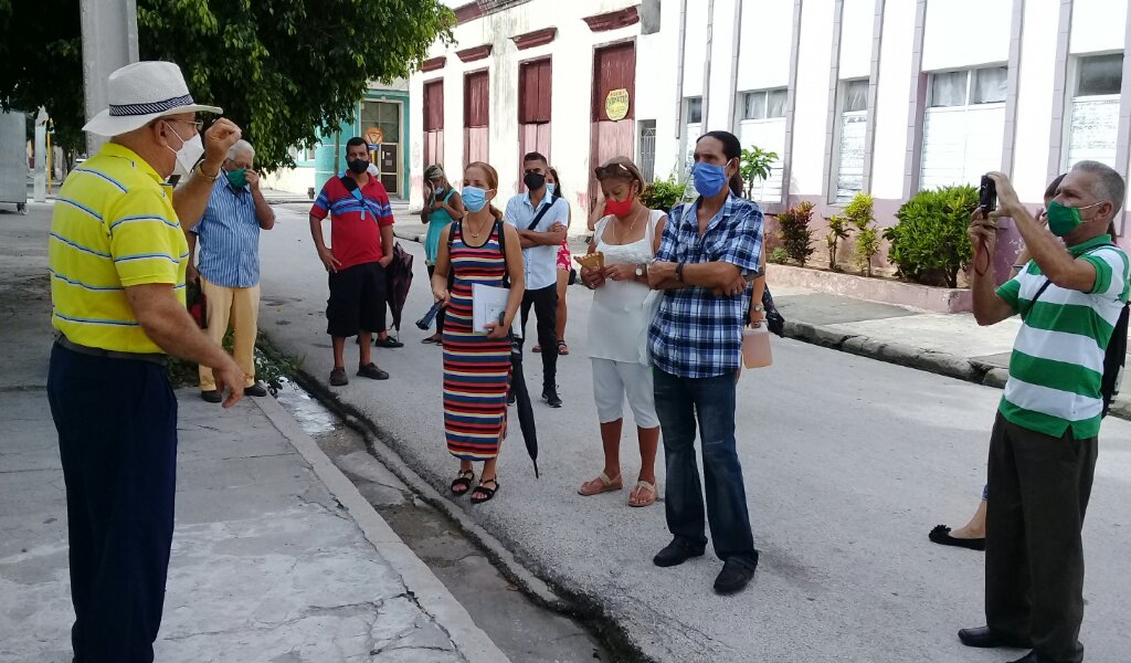En Manzanillo prosiguieron hoy las actividades de la 49 Jornada Literaria Nacional Manuel Navarro Luna //Foto Eliexer Pelaez Pacheco
