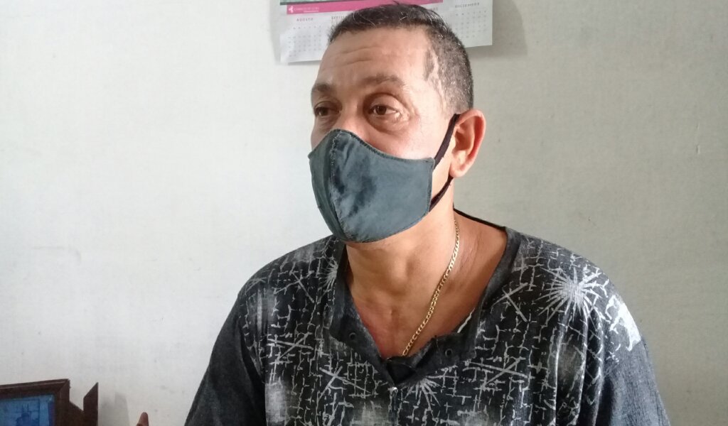 Franklin Moreno Garrido recibió donaciones de sangre para salvar su vida luego de un fatídico accidente ferroviario. Hoy agradece este gesto donando la suya //Foto Eliexer Pelaez Pacheco