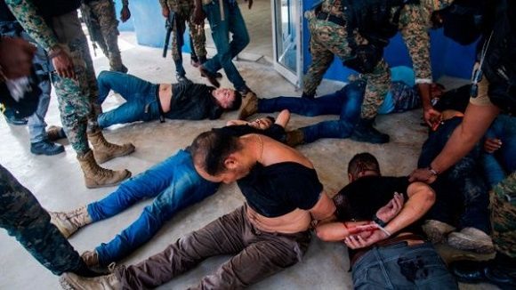 La Policía de Haití precisó que en el magnicidio de Moïse participaron 28 mercenarios: dos estadounidenses y 26 colombianos. Foto: EFE