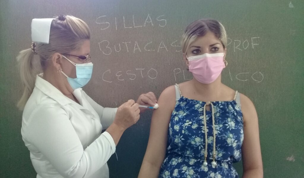 En Manzanillo más de 600 embarazadas recibirán la vacuna Abdala //Foto Eliexer Pelaez Pacheco