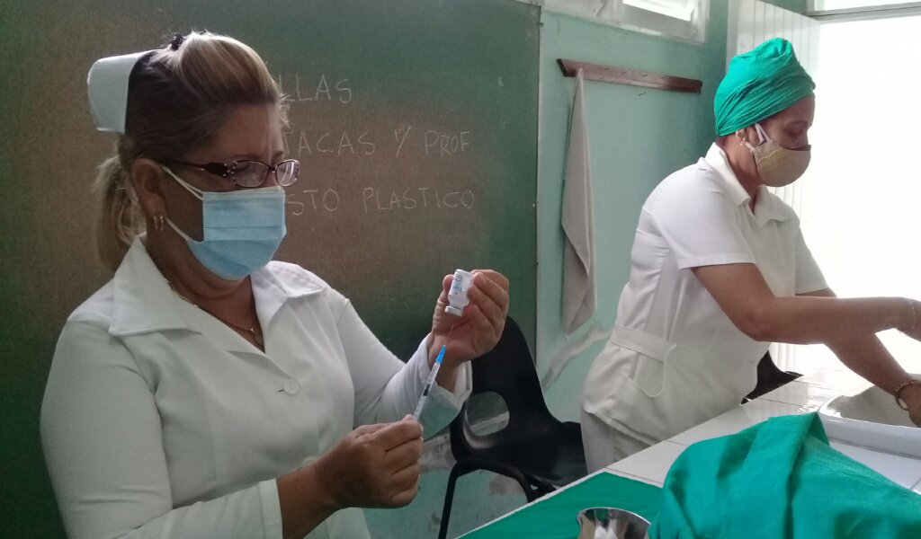 Manzanillo contará con más de 50 sitios vacunales //Foto Eliexer Pelaez Pacheco