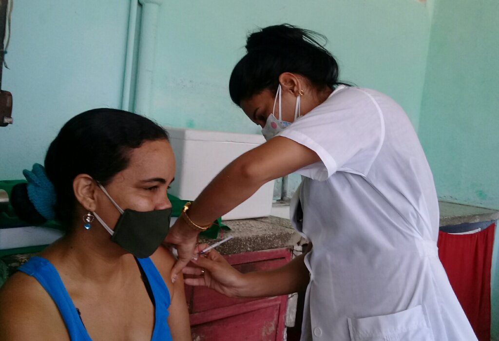 Más de 76 mil manzanilleros han sido vacunados //Foto Eliexer Pelaez Pacheco 