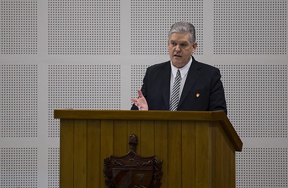 Viceprimer ministro cubano y titular de Economía y Planificación (MEP), Alejandro Gil Fernández// Foto Irene Pérez/ Cubadebate