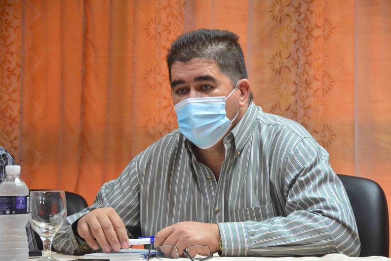 Intervención del Ministro de la Industria Alimentaria, Manuel Santiago Sobrino Martínez, durante una reunión en la provincia de Granma, Cuba, el 10 de noviembre de 2021. ACN FOTO/ Armando Ernesto CONTRERAS TAMAYO/ rrcc