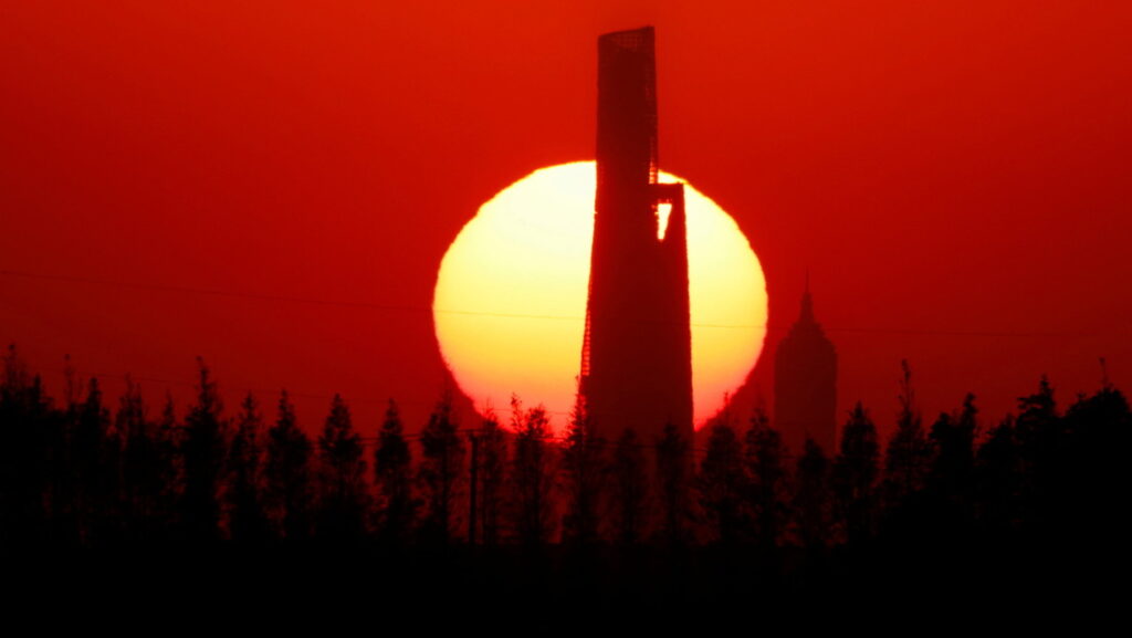 El rascacielos Shanghai Jin Mao Tower, Shanghái. China, el 23 de noviembre de 2021.Aly Song / Reuters 