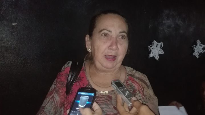  Lina Ramírez Benedicto, procesadora, clasificadora de camarón, langosta y esponja, de la industria en Epigran // Foto Marlene Herrera