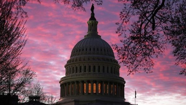 Los representantes estadounidenses piden un compromiso bilateral en materia de migración, medioambiente, seguridad y salud. | Foto: Twitter @USCapitol