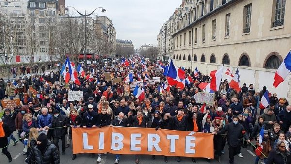 Las protestas más concurridas tuvieron lugar en la capital francesa, París. | Foto: @f_philippot