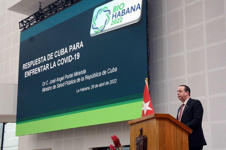 Conferencia Magistral del Dr. José Ángel Portal Miranda, ministro de Salud Pública (Minsap), durante la 2da. jornada del Congreso Internacional BioHabana 2022, en el Palacio de las Convenciones de La Habana, el 26 de abril de 2022. ACN FOTO/ Marcelino VÁZQUEZ HERNÁNDEZ/ rrcc