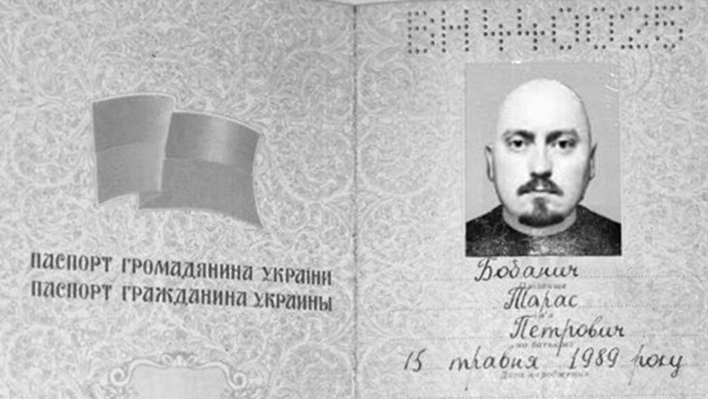 Pasaporte del líder nacionalista ucraniano Tarás Bobánich.Ministerio de Defensa de la Federación de Rusia