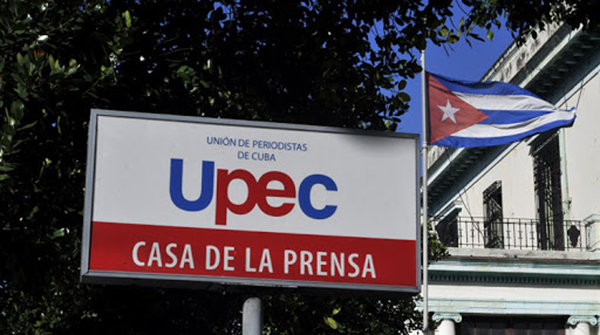 Honras Funebres por la desaparisión física del preseidente de la Unión de Periódista de Cuba compañero Antonio Moltó Martorell en la cede de la UPEC.La Habana 16 de Agosto 2017. Foto José Raúl Rodríguez Robleda