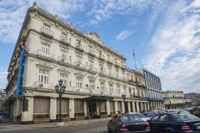 Hotel Inglaterra, el más antiguo de este país, ubicado en La Habana // Foto PL
