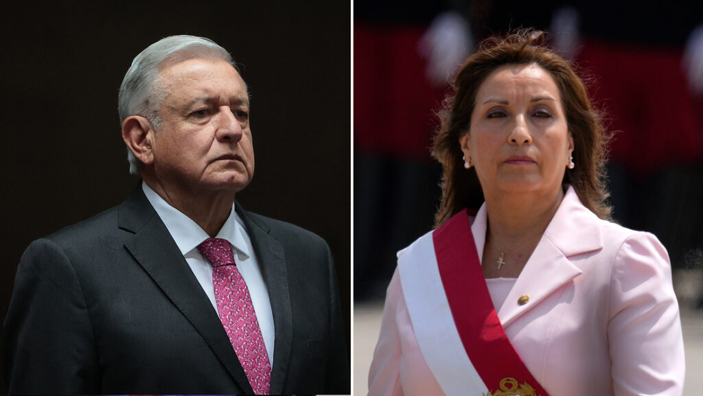 Andrés Manuel López Obrador y Dina BoluarteHector Vivas / AP / Martin Mejia / Gettyimages.ru