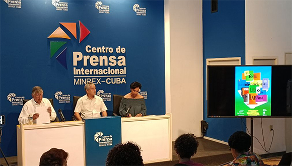 En la Feria del Libro de La Habana 2023 se prevé la participación de más de 40 países y unos 120 expositores cubanos y extranjeros, informaron los organizadores. // Foto: Thalía Fuentes Puebla.