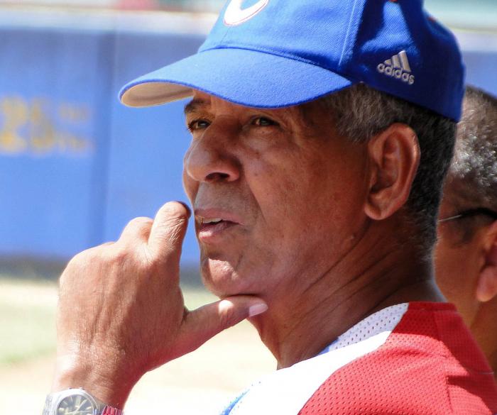  Carlos Martí, aunque se retira, no se alejará del apasionante deporte de las bolas y los strikes. // Foto: Ibrahim Sánchez Carrillo 