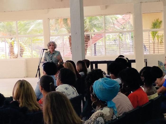 Primer encuentro Voces de Mujeres por la No Violencia de Género // Foto: Tomada de Twitter de Teresa Amarelle