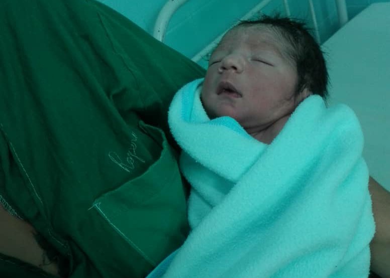 Emilio Ariel nació este Primero de Mayo de 2023 en el Hospital Fe del Valle de Manzanillo // Foto: Claudia Sánchez