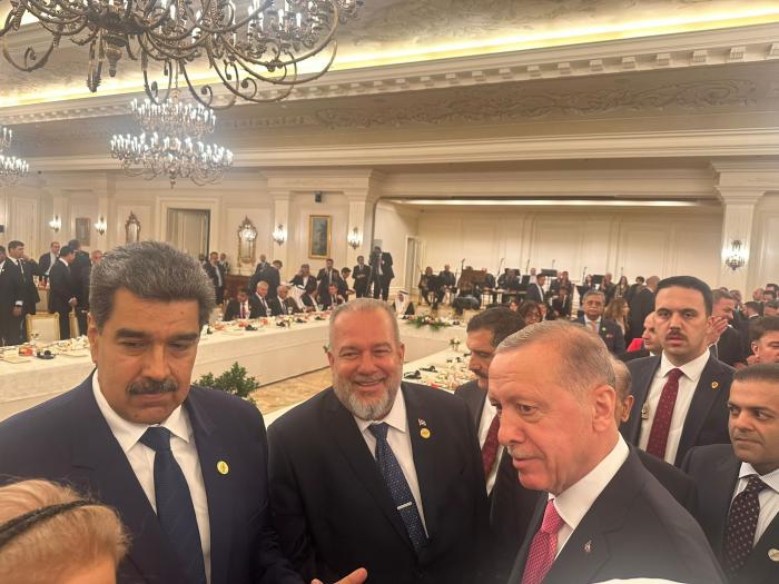 Primer Ministro cubano asiste a toma de posesión de Recep Tayyip Erdogan // Foto: Tomada del twitter de Manuel Marrero Cruz