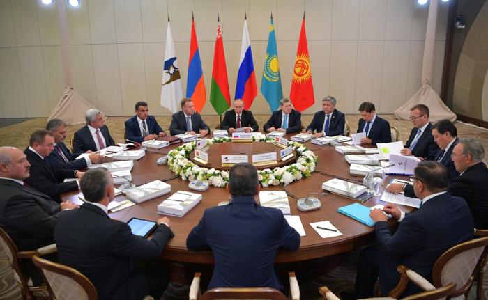 Para Cuba la ampliación de los vínculos con todos los Estados de la Unión Económica Euroasiática constituye una prioridad. // Foto: Sitio oficial del Gobierno ruso