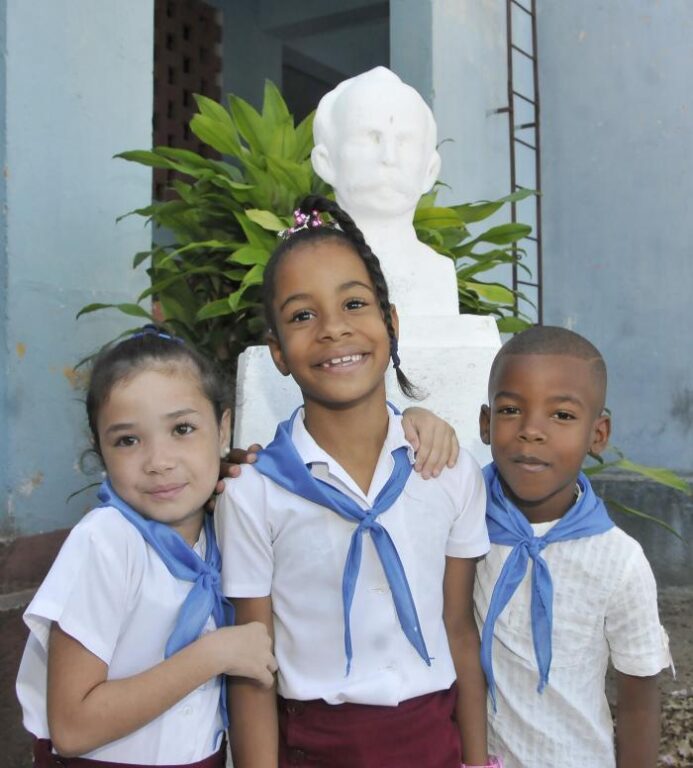  La escuela continuará siendo el agente coordinador de todas las influencias educativas. // Foto: Ismael Batista Ramírez 