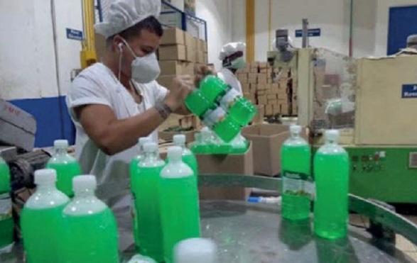 La producción cooperada entre todos los actores económicos impacta directo en la población, con la disminución de precios y la generación de empleos. // Foto: ACN