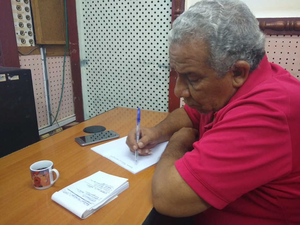 El Premio Nacional de Radio 2018 preside el jurado evaluador del Festival Municipal de la radio en Manzanillo en 2023 // Foto: Denia Fleitas Rosales