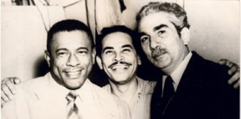Tres de los principales dirigentes del movimiento comunista cubano: Lázaro Peña, Blas Roca y Juan Marinello. // Foto: Tomado de Fidel soldado de las ideas