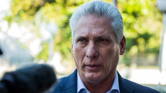 Miguel Díaz Canel Bermúdez, Presidente de la República, durante sus declaraciones a la prensa. // Foto: Abel Padrón Padilla/ Cubadebate/Archivo.