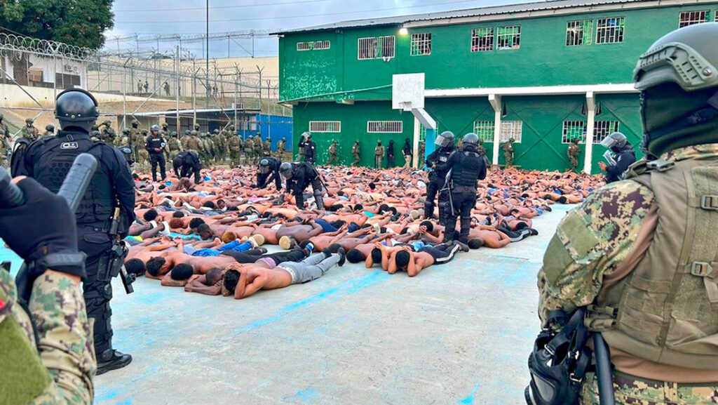 Intervención de la Policía y las Fuerzas Armadas en una cárcel de Ecuador, 14 de septiembre de 2023X / PoliciaEcuador